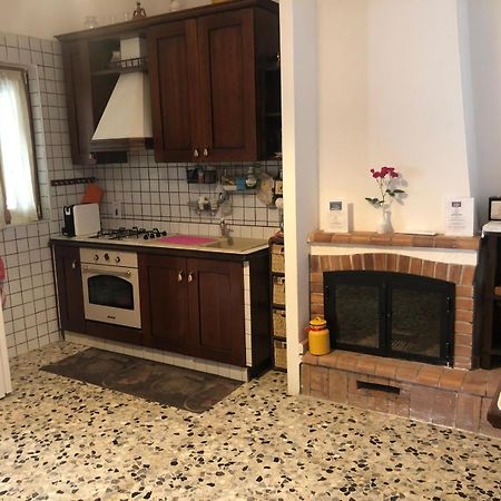La Piccola Casa Del Cinema Hotel Giffoni Valle Piana Ngoại thất bức ảnh
